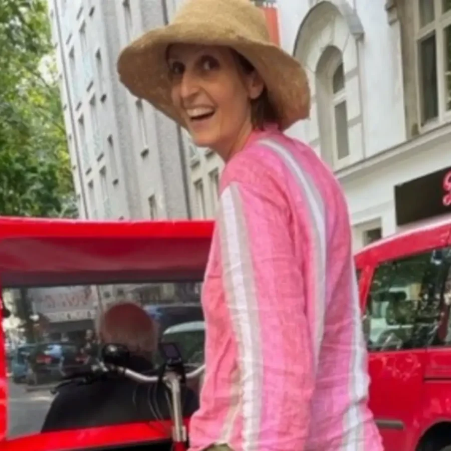Das Bild zeigt ein Foto von Ewelina Schier.